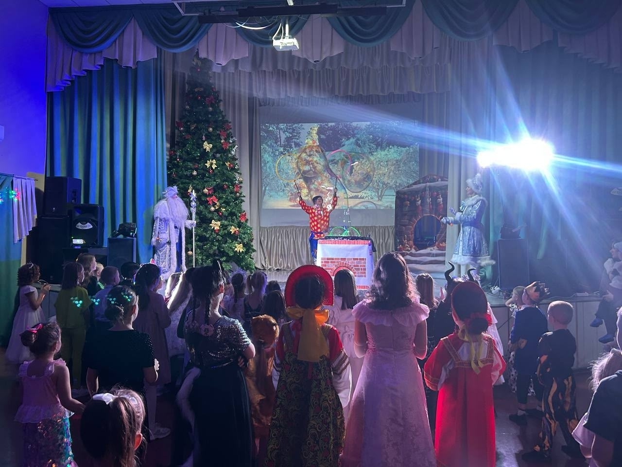 Новогоднее чудо в Клубе железнодорожников станции Саянская