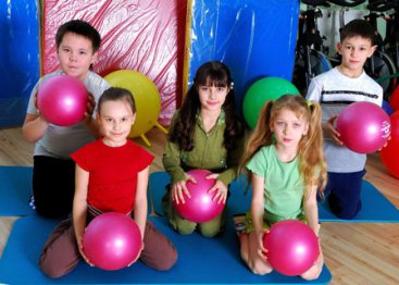 Энергия здоровья Ваших детей от оздоровительного комплекса «Локомотив»!